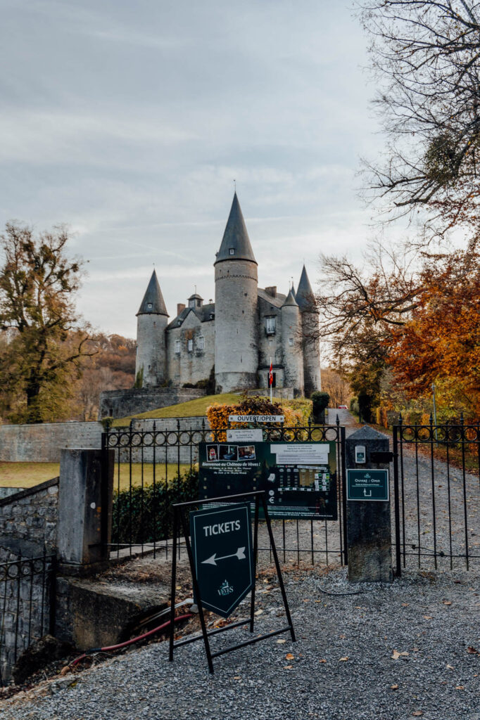 Veves Castle Gate - Veves Castle, Belgium's most exceptional fairytale Castle