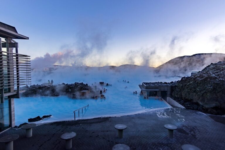 Travel guide to the Blue Lagoon Geothermal Spa in Iceland