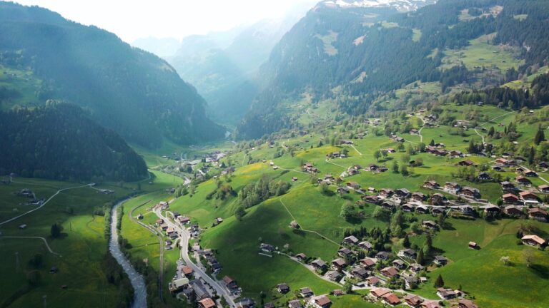 Discover the Top Cities in Switzerland with Breathtaking Views: Lucerne, Interlaken, Zermatt, and Grindelwald