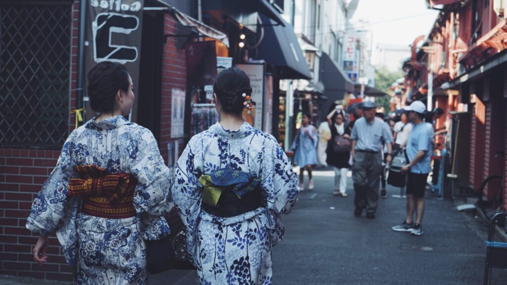 What Not To Wear In Japan: Clothes To Avoid Wearing In Japan   訪日外国人に服装についてのアドバイス 